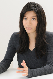 篠原涼子さん